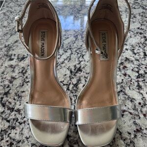 Steve Madden Silver Glamorous Heels